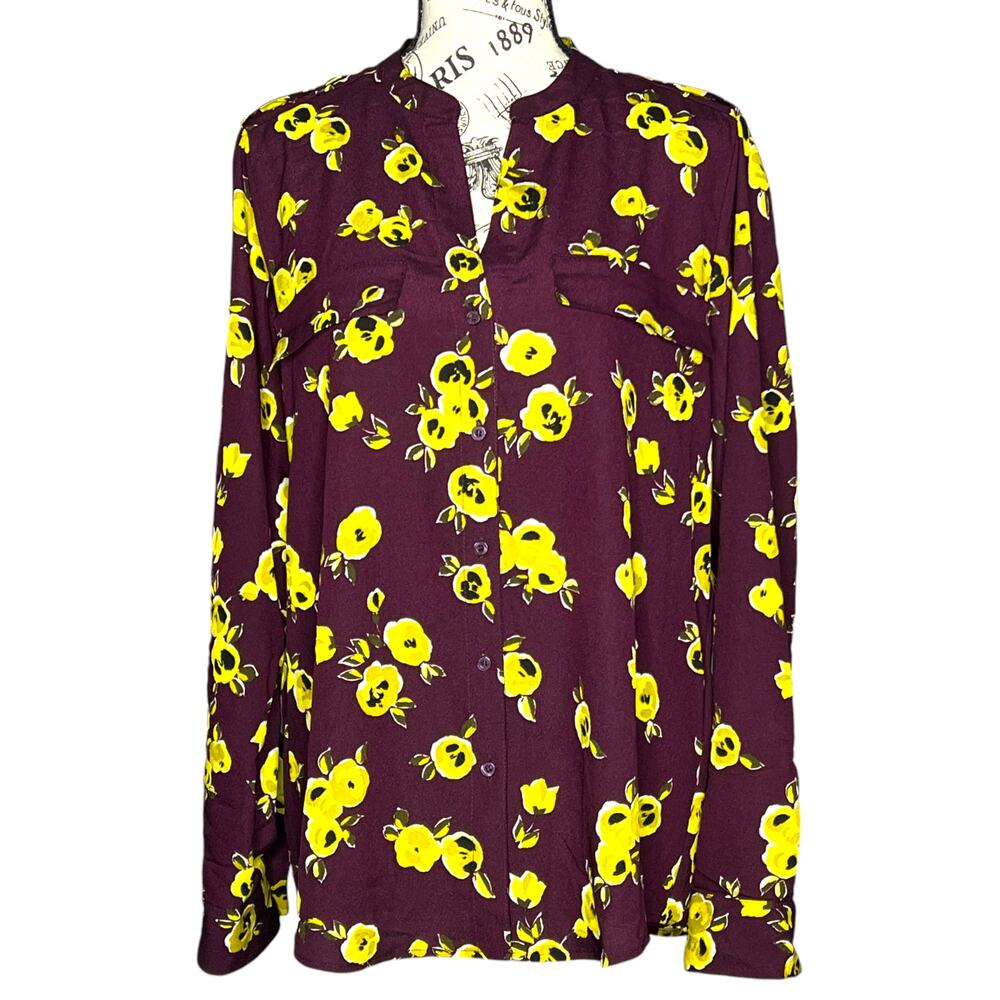 Calvin Klein (M) Printed Roll Tab Sleeve Blouse - Stitch Fix Button Up Top Shirt